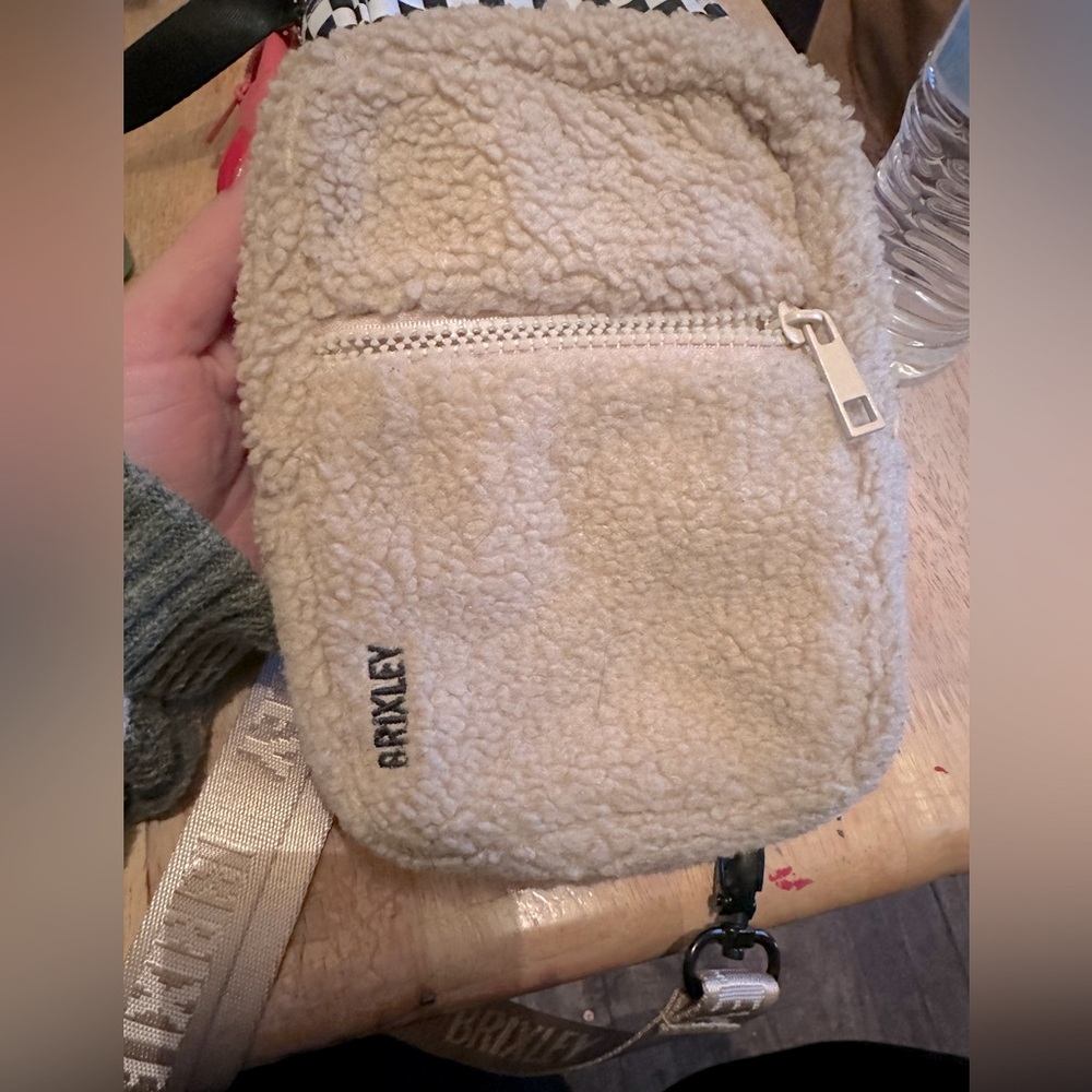 Sherpa Brixley Crossbody